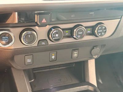 2017 Toyota Tacoma - Photo 31