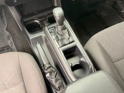 2017 Toyota Tacoma - Photo 18