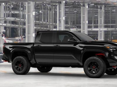 2026 Toyota Tacoma i-FORCE MAX - Photo 16