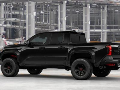 2026 Toyota Tacoma i-FORCE MAX - Photo 7