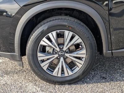 2023 Nissan Rogue — photo 9 view