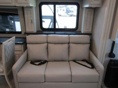 2026 Fleetwood DISCOVERY LXE - Photo 15