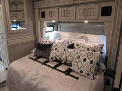 2026 Fleetwood DISCOVERY LXE - Photo 21