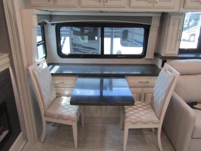 2026 Fleetwood DISCOVERY LXE - Photo 16