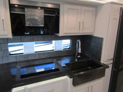 2026 Fleetwood DISCOVERY LXE - Photo 7