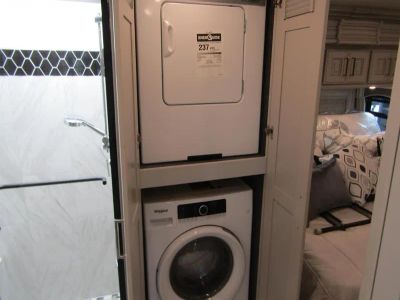 2026 Fleetwood DISCOVERY LXE - Photo 30