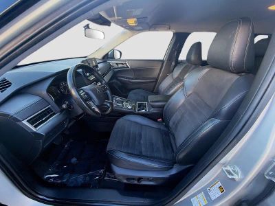 2022 Mitsubishi Outlander — photo 19 view