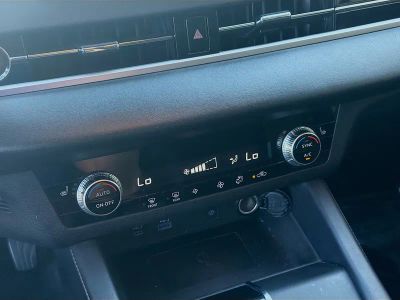 2022 Mitsubishi Outlander — photo 15 view