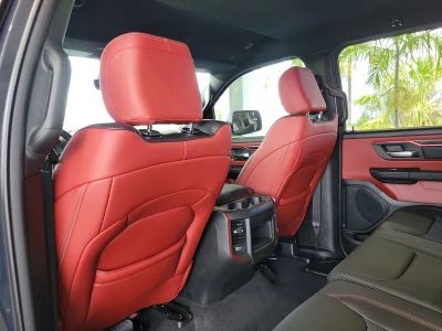 2026 Ram 1500 — photo 10 view