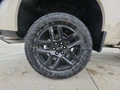 2026 Chevrolet Silverado 1500 — photo 12 view