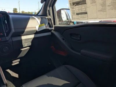 2026 Nissan Frontier — photo 17 view