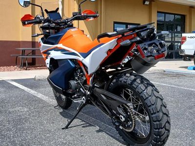 2025 KTM 890 Adventure R - Photo 9