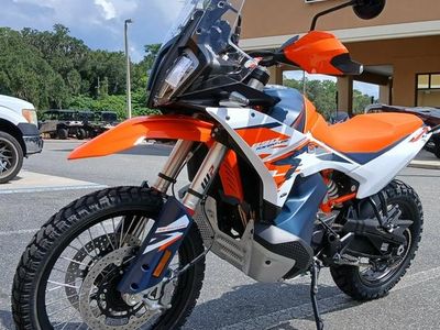 2025 KTM 890 Adventure R - Photo 3