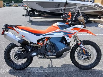2025 KTM 890 Adventure R - Photo 11