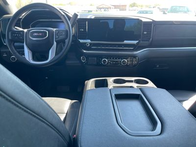 2025 GMC Sierra 1500 — photo 12 view