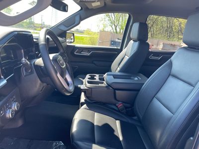 2025 GMC Sierra 1500 — photo 9 view