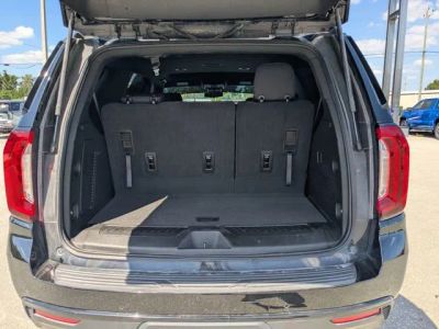 2023 GMC Yukon — photo 13 view