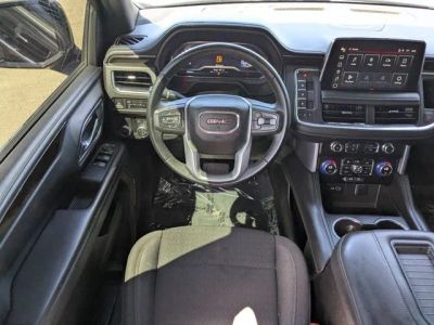 2023 GMC Yukon — photo 16 view