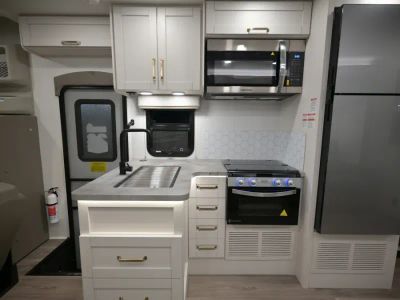2027 Entegra ODYSSEY — photo 7 view