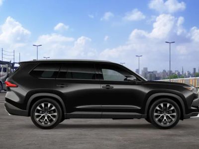 2026 Toyota Grand Highlander Hybrid - Photo 14