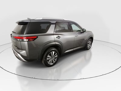 2025 Nissan Pathfinder — photo 7 view