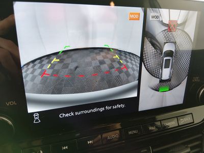 2025 Nissan Pathfinder — photo 16 view