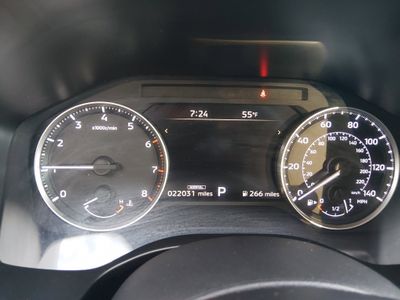 2025 Mitsubishi Outlander — photo 14 view