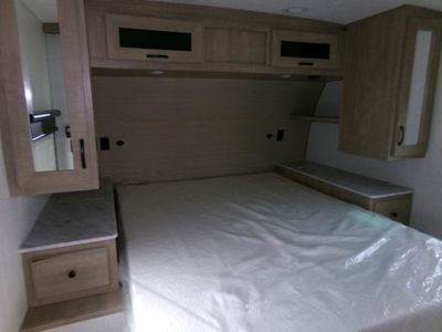 2025 Palomino SolAire - Photo 9