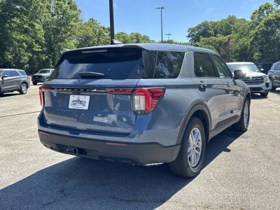 2026 Ford Explorer — photo 7 view