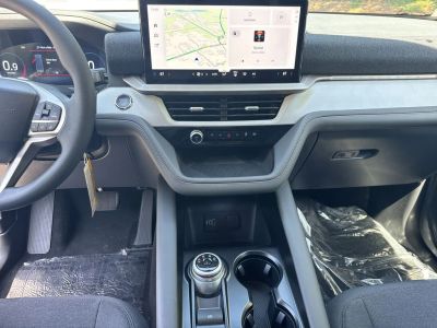 2026 Ford Explorer — photo 31 view
