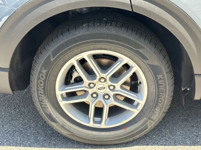 2026 Ford Explorer — photo 16 view