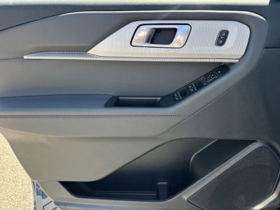 2026 Ford Explorer — photo 9 view