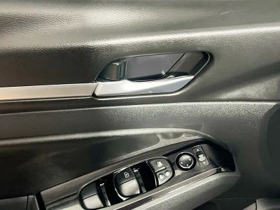 2024 Nissan Altima — photo 14 view