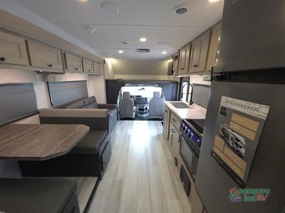 2027 Forest River RV Sunseeker LE - Photo 22