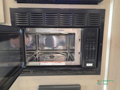 2027 Forest River RV Sunseeker LE - Photo 27