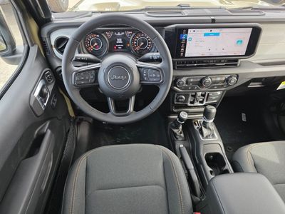 2026 Jeep Gladiator — photo 10 view