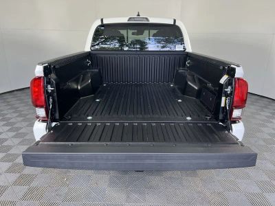 2023 Toyota Tacoma — photo 34 view