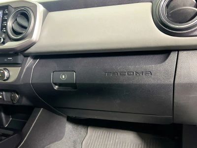 2023 Toyota Tacoma — photo 31 view