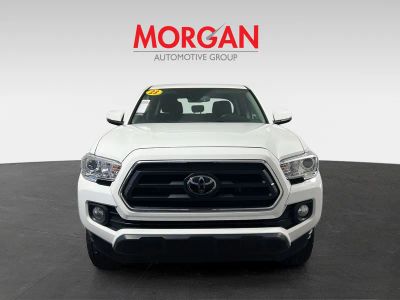 2023 Toyota Tacoma — photo 8 view