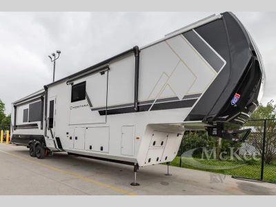 2026 Keystone RV Montana — front three-quarter view