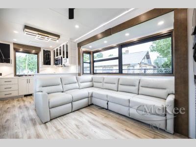 2026 Keystone RV Montana — photo 19 view
