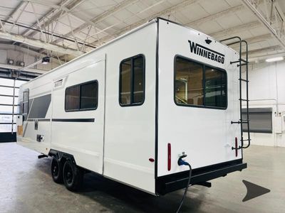 2026 Winnebago Thrive - Photo 6