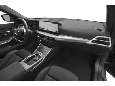 2026 BMW 3 Series — photo 17 view