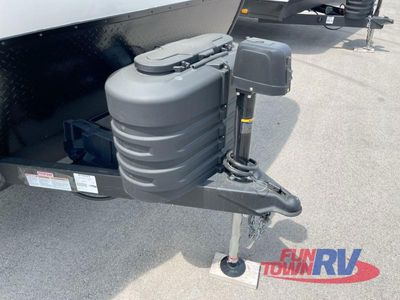 2025 Forest River RV Cherokee Alpha Wolf - Photo 4
