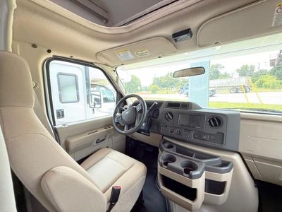 2026 Thor Motor Coach Quantum - Photo 13