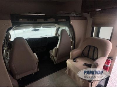 2019 Coachmen RV Freelander - Photo 16