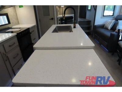 2024 Forest River RV Wildwood Heritage Glen - Photo 10