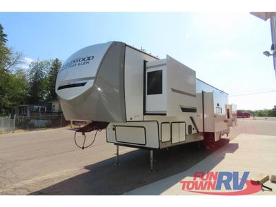 2024 Forest River RV Wildwood Heritage Glen - Photo 3