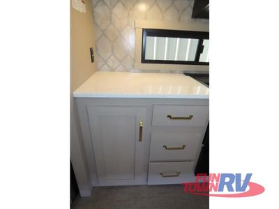 2024 Forest River RV Wildwood Heritage Glen - Photo 15