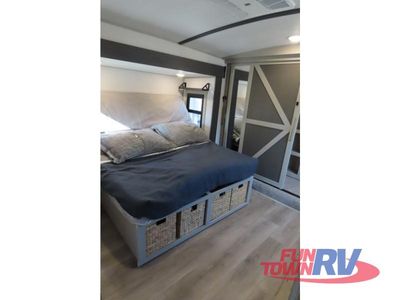 2024 Forest River RV Wildwood Heritage Glen - Photo 36